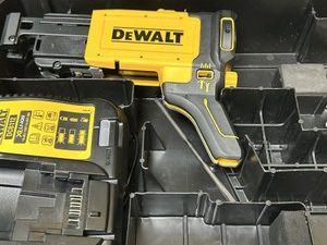 Б/в Шурупокрут Dewalt dcf620d2k 01-200989517