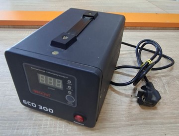 Б/в Стабілізатор напруги Вольт volt eco-300 01-200991250