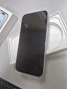 Б/в Мобільний телефон Apple iphone 15 128gb 01-200997079