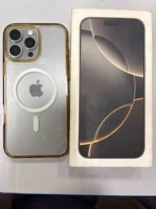 Б/в Мобільний телефон Apple iphone 16 pro max 256gb 01-201001627