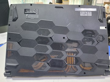 Б/в Ноутбук Msi 15/core i7-11800h ddr4/16gb ddr4/hdd *відсутній/ssd 500 gb/geforce rtx3070 8gb 01-201004258