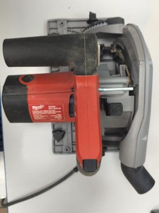 Б/в Пила дискова Milwaukee m18 2632-20 01-201030319