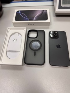Б/в Мобільний телефон Apple iphone 16 pro max 256gb 01-201035514