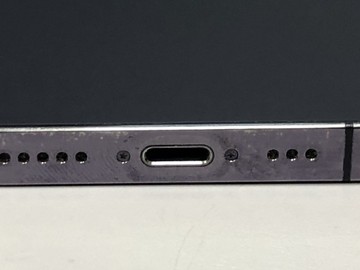 Б/в Мобільний телефон Apple iphone 14 pro 512gb 01-201063623