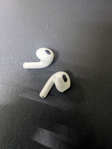 Б/у Навушники Apple airpods 3rd generation 01-201100991