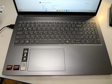 Б/в Ноутбук Lenovo 15/ryzen 7 170 ddr5/16gb ddr4/hdd *відсутній/ssd 512 gb/*інтегрована 01-201133620
