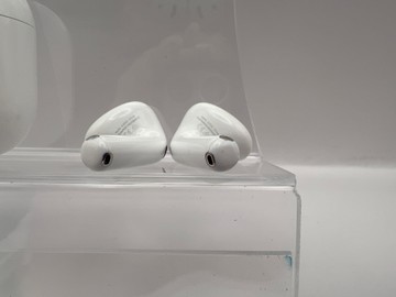 Б/в Навушники Apple airpods 4 01-201094492