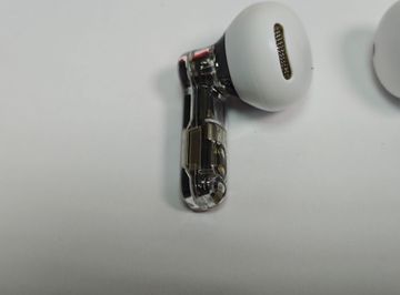 01-200599403: Nothing ear stick 1