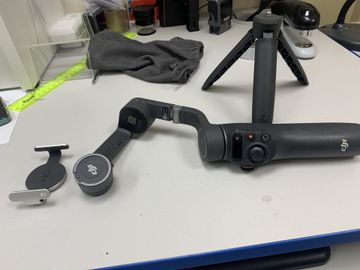 01-200637378: Dji osmo mobile 6