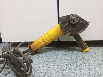 01-200635257: Dewalt dwe4217