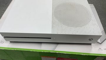 01-200605988: Microsoft xbox one s 1tb