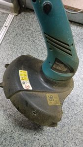 01-200779299: Makita ur3000