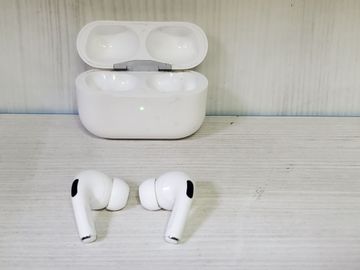 01-200792491: Apple airpods pro 2nd generation
