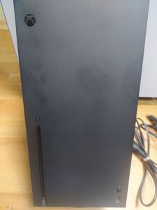 01-200790847: Microsoft xbox series x 1tb