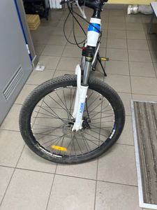 01-200784142: Toprider 777 27.5