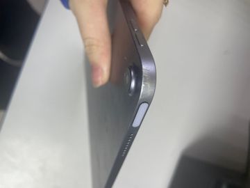 01-200788199: Apple ipad air 2022 wi-fi 64gb