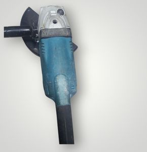 01-200625099: Makita ga9020