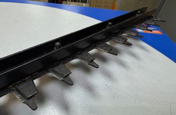 Б/в Кущоріз Bosch ahs 4-16 01-200808653