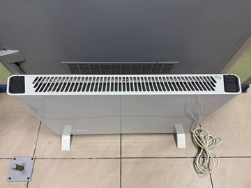 Б/в Обігрівач Delonghi slim style hsx 2320 01-200810509