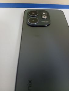 Б/в Мобільний телефон Infinix smart 9 3/64gb 01-200811488