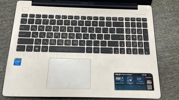 Б/в Ноутбук Asus 15/celeron n2830 ddr3/2gb ddr3/hdd *відсутній/ssd 120 gb/*інтегрована 01-200773100