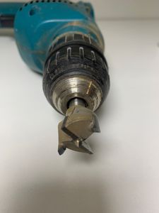 Б/у Дрель ударная Makita 6408 01-200824375