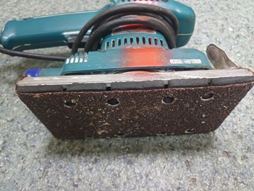 Б/у Шлифмашина вибро Makita bo 3700 01-200833715