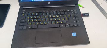 Б/у Ноутбук Hp 14/celeron n4120 ddr4/4gb ddr4/ssd 128 gb/*інтегрована 01-200838703