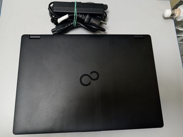 Б/в Ноутбук Fujitsu 14/core i3-1115g4 ddr4/16gb ddr4/ssd 256 gb/*інтегрована 01-200848267