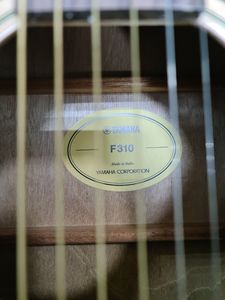 Б/у Акустическая гитара Yamaha f310 nt 01-200855341