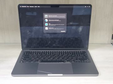 Б/у Ноутбук Apple macbook air 13.6/ m2 / ram 16gb/ ssd 256gb/ gpu 8 core 01-200864524