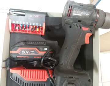 Б/у Шуруповерт Dnipro-M cd-200bc kit 01-200872959