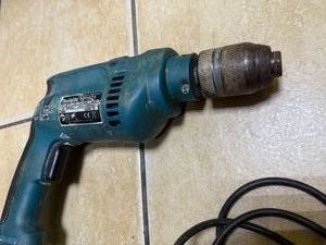 Б/у Дрель ударная Makita hp1621 01-200881051