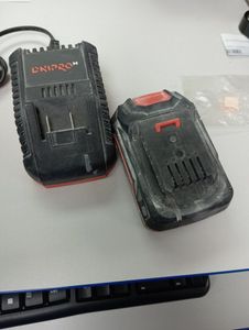 Б/в Шурупокрут Dnipro-M cd-218 1акб 2ah зп 01-200883689