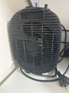 Б/в Обігрівач повітряний Hyundai hfh2000fx 01-200893079