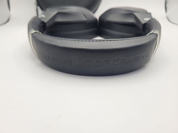Б/у Наушники Asus rog strix go 3.5mm/bt 01-200840672