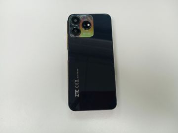 Б/в Мобільний телефон Zte blade v50 design 8/128gb 01-200899136