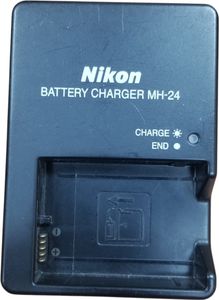 Б/у Фотоаппарат Nikon d3400 + 18-55mm 1:3.5-5.6 g 01-200884137