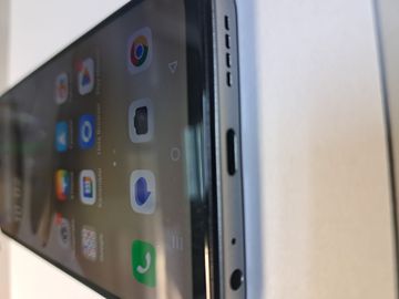 Б/у Мобільний телефон Infinix smart 9 4/128gb 01-200919223