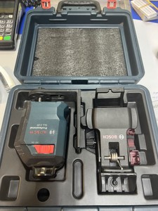 Б/у Лазерный нивелир Bosch gll 2-20 + bm3 01-200928189
