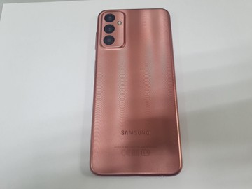 Б/в Мобільний телефон Samsung galaxy m13 sm-m135f 4/64gb 01-200941567