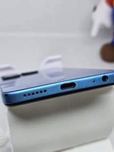 Б/в Мобільний телефон Tecno spark 10 ki5q 8/128gb 01-200910122