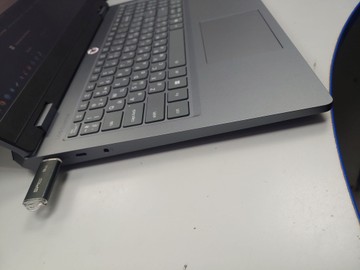 Б/в Ноутбук Lenovo 15/core i5-13450hx ddr5/16gb ddr5/hdd *відсутній/ssd 512 gb/rtx 5060 8gb 01-200976559
