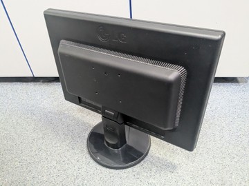 Б/в Монітор Lg w1942s 01-200990253