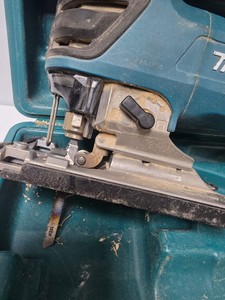 Б/в Електролобзик Makita 4350fct 01-200999684