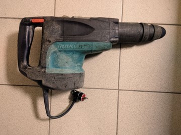 Б/у Перфоратор Makita hr5201c 01-200999310