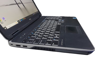 Б/в Ноутбук Dell 15/core i7 4610m ddr3/8gb ddr3/hdd *відсутній/ssd 250 gb/*інтегрована 01-201002628