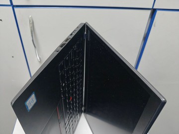 Б/в Ноутбук Lenovo 14/core i7 8565u ddr3/8gb ddr3/hdd *відсутній/ssd 256 gb/*інтегрована 01-201008506