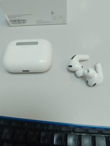 Б/в Навушники Apple airpods pro 3 01-201050331