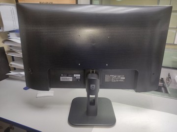Б/в Монітор Philips 24e1n1100a/00 01-201101075